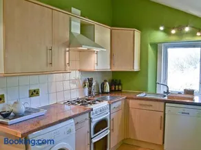 Oak Cottage-16498 - Image 5