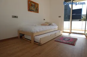 Oiassoenea - Magnífica vivienda para familias y grupos en Irún - Image 3