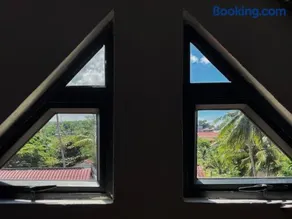 Seashell Guesthouse, bar and tattoos - Image 3