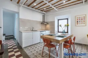 La Casa Real - Image 2