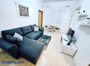 Apartment ORY near the city center with free parking - Image 2