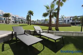 'Nº85' Oasis Beach X - Holiday Apartment - Image 3