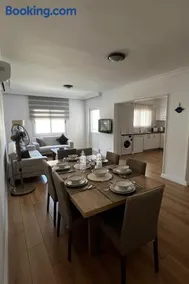 Stylish 3 BR apartment in Kyrenia Northern Cyprus - Image 5