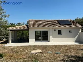 Maison pour 4 avec clim et parking - Image 3