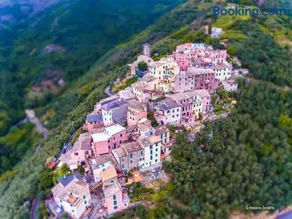 Cinqueterre - Terrace and beautiful view - Image 2