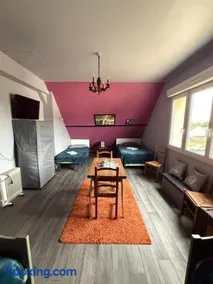 Les Trois chambres de LYLY situées a Brou - Image 5