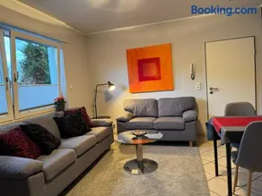 Appartement "Bonn" für 4 Personen, zentral zwischen Köln und Bonn nahe Phantasialand gelegen, Top-Ausstattung, Ruhiglage, DB-Anschluß im Ort - Image 1