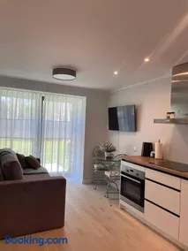 Three By The Sea apartments at Albatross Home - Image 5