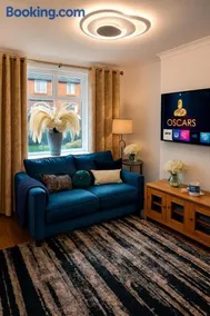 2 double bedrooms house, 42 Shrewsbury Road,Manchester - Image 3