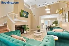 4BR EscapeGames Near Tesla, F1,Trails & Top Eats - Image 4