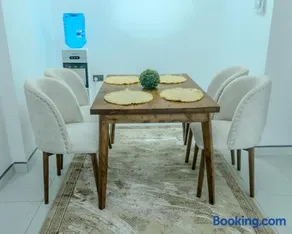 Luxury 2-Bedroom Apartment in Kilimani Near Yaya Centre - Image 4