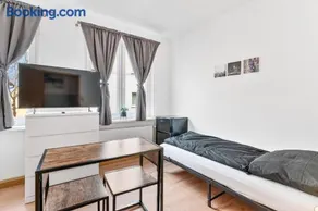 ZF02 Monteurzimmer Stuttgart - Platz für bis zu 20 Personen im Haus - Mehr Apartments und Zimmer verfügbar LS-CrewComfort - Image 4