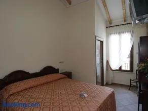 9 Muse Bed and Breakfast - Image 4