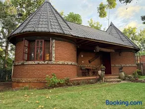 The Fort Valley BnB , Karatu - Image 5