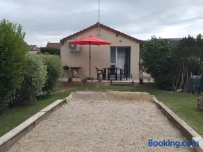 Gîte cosy en Normandie avec terrasse, climatisation, parking et animaux acceptés - Image 4
