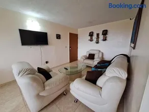 Apartamento full equipado en Lechería - Image 5