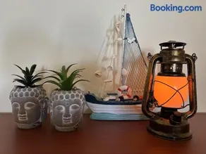 Cozy 4 bedroom villa with pool - Image 3