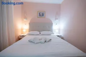 Corfu Glyfada Beach Apartment - Image 3