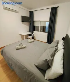 Apart Granollers Centre - Image 2