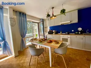 Cosy Flat 2V6 - Image 1