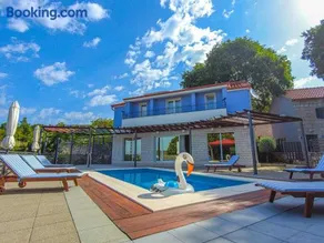 Villa Sena- private 5 bedroom with pool, Lovreć, Makarska - Image 1