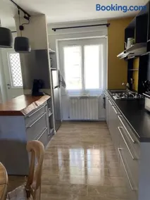 Charmante maison de ville - Image 2