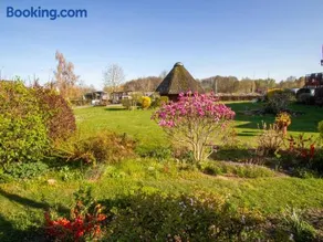 Children-friendly holiday apartment with barbecue, garden & terrace | Lake view - Image 4