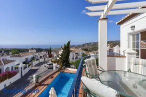 Ferienhaus "Atemberaubende Villa mit privatem Pool", Meerblick & WLAN - Image 3