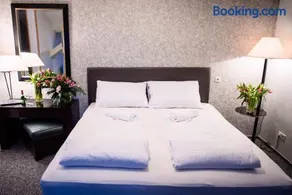 Bölsche Hotel - Image 3