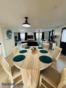 Beachfront Stay Near Downtown Scituate - Image 4