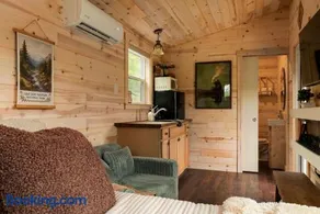 The Bryn - 15 Min To Sylva, Hot Tub and Fire Pit - Image 4