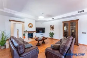 VB Hacienda Villa 4BR Sea Views - Image 4