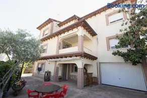 Casa Rural La Chistera - Image 1