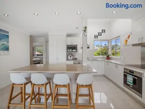 Pacific Heights - Image 3