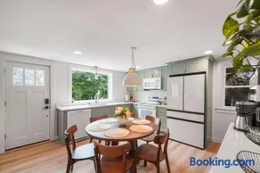 Private Pool-Fire Pit- Game Room - 20min to Beach - Image 1