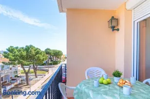 Basic Comfort Apartment Gran Reserva 0073 - Image 2