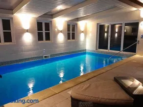 Oak View, rural home in Devon with Indoor Pool - Image 1