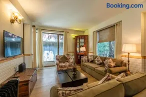 Modern 2BHK near Naini Lake Rustic Retreat - Image 1