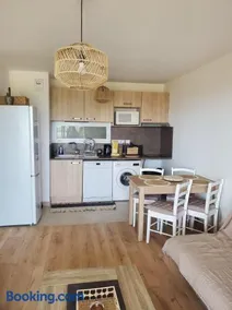 Appartement T2 sur Mauguio avec grande terrasse - Image 4