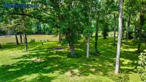 River Retreat Secluded Oasis with Hot Tub-Family Friendly - Image 1
