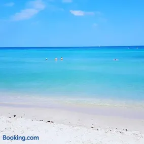 Miami Hollywood Condo With Pool and Partial Ocean View 003-21mar - Image 3