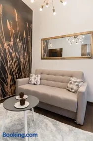 GoldenEye Apartment Center - Image 4