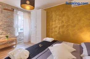 Luxury Apartment Fabris - Image 4
