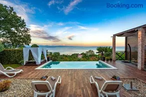 Sea view Villa Lina - with private pool, table tennis and pikado - Image 1
