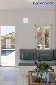 Villa AVRA, a serene Cycladic villa with private pool overlooking the Aegean Sea - Image 3