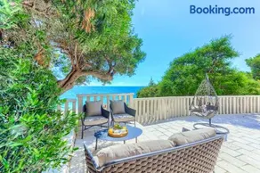 Luxury beach - Image 1
