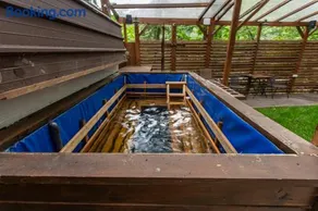 Drago Chalet Sinaia, hot tub and sauna - Image 3