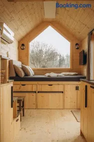 Tiny house s vyhřívacím koupacím sudem - Image 3