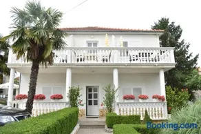 Guest House Mićin - Image 1