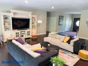 OOB Oasis - 5BR Home w Private Pool Near Beach - Image 1